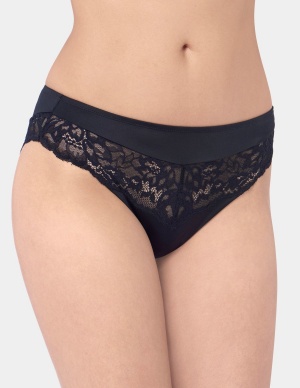 Triumph Amourette Charm Tai Brief