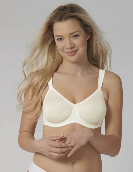 Triumph Essential Minimiser Wired Bra